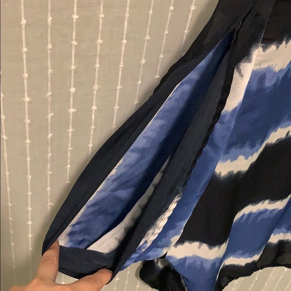 Converse Tie Dye Flowy Blouse - Picture 6 of 6